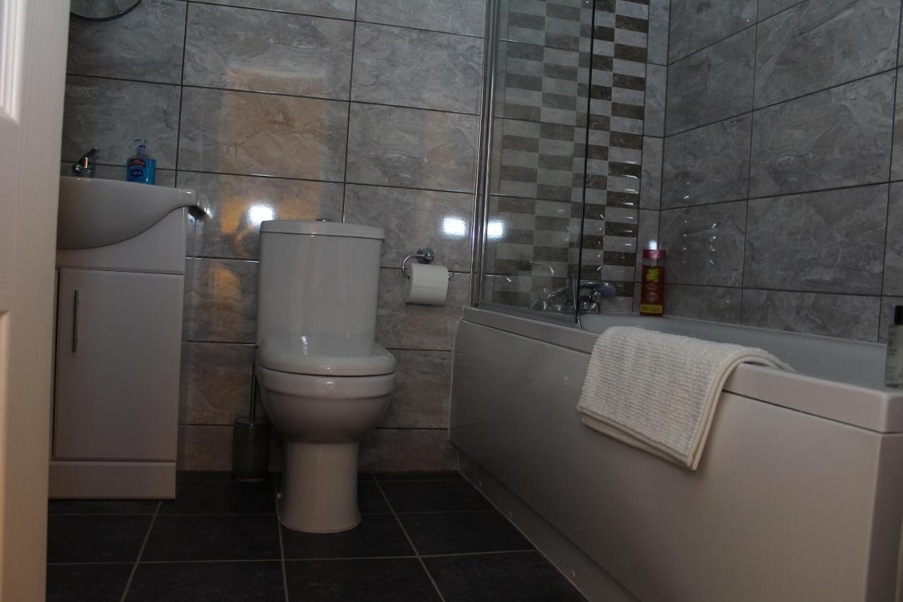 The Lodge B&B @ Cannock Chase Bagian luar foto