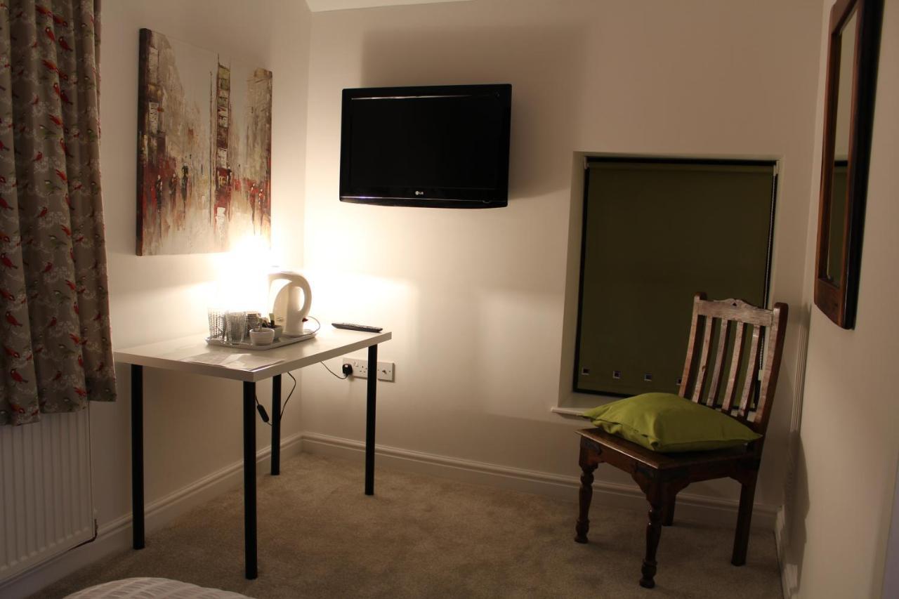 The Lodge B&B @ Cannock Chase Bagian luar foto