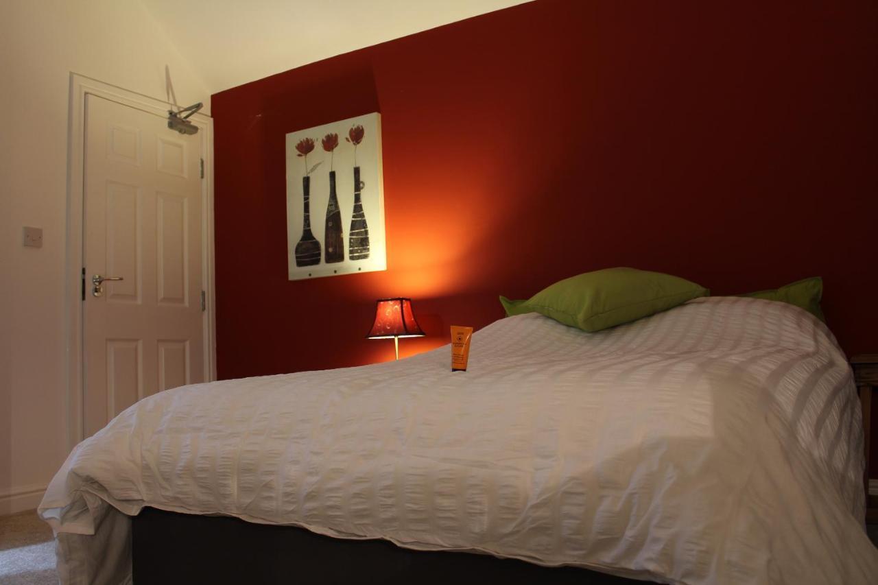 The Lodge B&B @ Cannock Chase Bagian luar foto